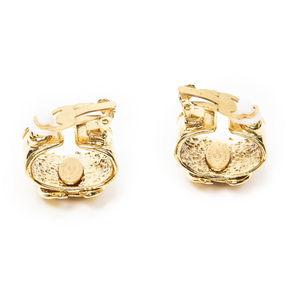 Chanel CC Oval Clip On Earrings - Picture 2 of 3